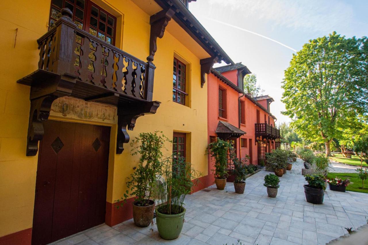 Hotel Moulin De Fourges Exterior foto